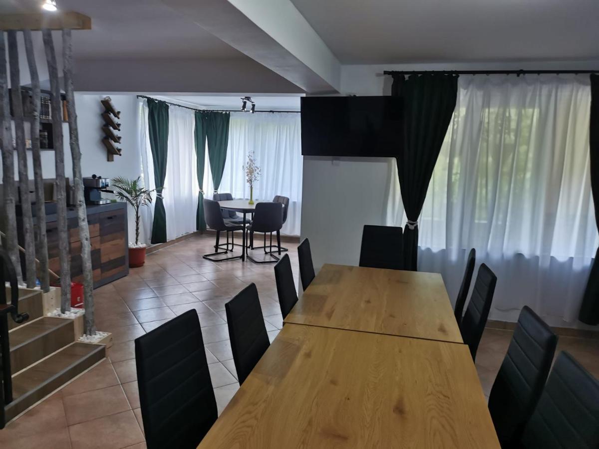 Casa Noastra Hotell Orşova Eksteriør bilde